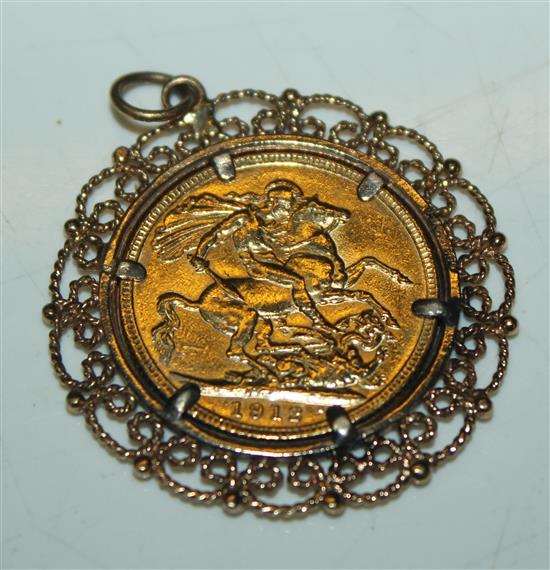 1912 sovereign in pendant mount